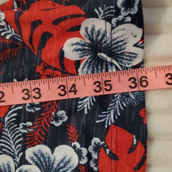 Columbia PFG Dress, Tropical Floral Patterns, Red, White & Blue, Size L - Picture 9 of 11